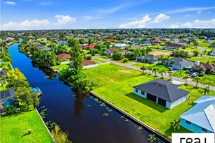 424 SW 26th Ave, Cape Coral, FL 33991 - Photo 33