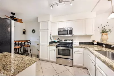 7340 Province Way #3210, Naples, FL 34104 - Photo 9