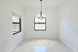 2361 2nd Ave NE, Naples, FL 34120 - Photo 9
