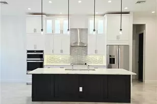 2361 2nd Ave NE, Naples, FL 34120 - Photo 7