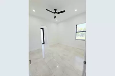 2361 2nd Ave NE, Naples, FL 34120 - Photo 23