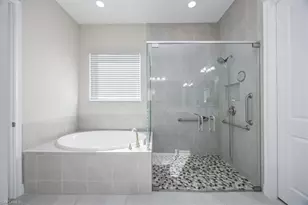 3845 Helmsman Dr, Naples, FL 34120 - Photo 23