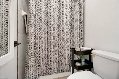 3342 Timberwood Cir, Naples, FL 34105 - Photo 19