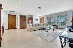 550 94th Ave N, Naples, FL 34108 - Photo 17