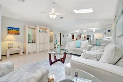 550 94th Ave N, Naples, FL 34108 - Photo 7