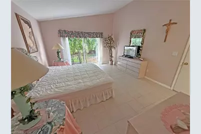 1279 Naples Lake Dr, Naples, FL 34104 - Photo 17