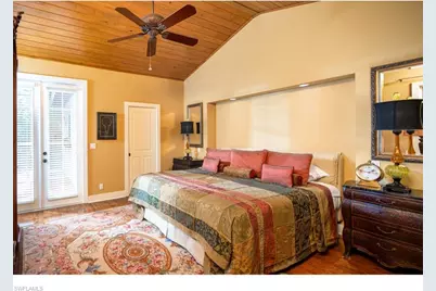 263 10th Ave S, Naples, FL 34102 - Photo 7