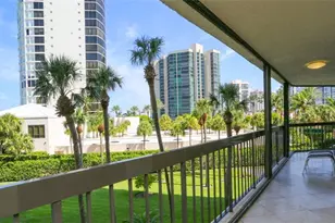 4551 Gulf Shore Blvd N, Naples, FL 34103 - Photo 37