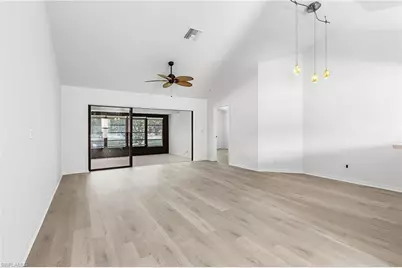 28790 Hunters Ct, Bonita Springs, FL 34135 - Photo 7