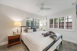 721 9th St S, Naples, FL 34102 - Photo 15