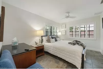 721 9th St S #1, Naples, FL 34102 - Photo 17