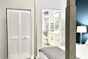 410 Bayfront Pl, Naples, FL 34102 - Photo 15