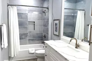 410 Bayfront Pl, Naples, FL 34102 - Photo 17