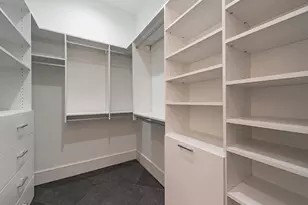 60 Seagate Dr, Naples, FL 34103 - Photo 15