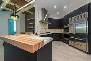 60 Seagate Dr, Naples, FL 34103 - Photo 7