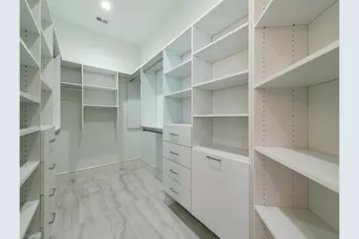 60 Seagate Dr #305, Naples, FL 34103 - Photo 11