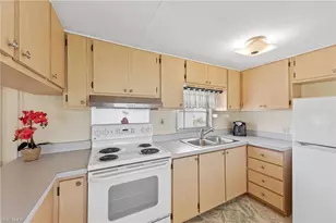 16 San Remo Cir, Naples, FL 34112 - Photo 13