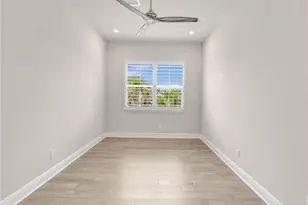 8860 St Lucia Dr, Naples, FL 34114 - Photo 35