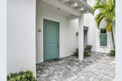 8860 Saint Lucia Dr #201, Naples, FL 34114 - Photo 5