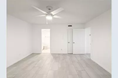 4631 Bayshore Dr #L2, Naples, FL 34112 - Photo 17