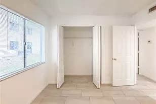 4631 Bayshore Dr, Naples, FL 34112 - Photo 25