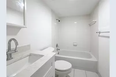 4631 Bayshore Dr #L2, Naples, FL 34112 - Photo 15
