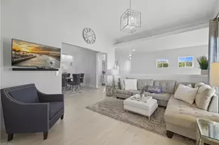 5873 3 Iron Dr, Naples, FL 34110 - Photo 9