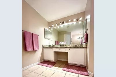 2720 NE 1st Pl, Cape Coral, FL 33909 - Photo 11