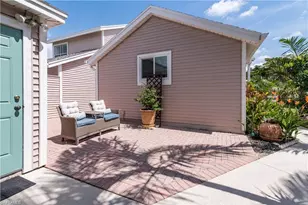141 Bristol Ln, Naples, FL 34112 - Photo 23