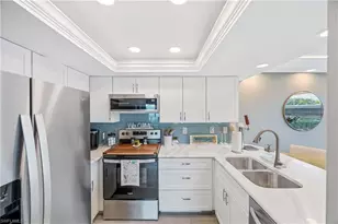 330 Kon Tiki Dr, Naples, FL 34113 - Photo 11