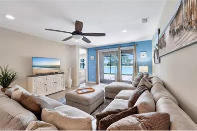 14940 Edgewater Cir, Naples, FL 34114 - Photo 9