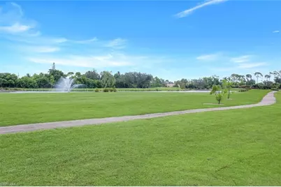 5585 Trailwinds Dr #326, Fort Myers, FL 33907 - Photo 23