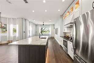 2257 Valencia Lakes Cir, Naples, FL 34120 - Photo 3