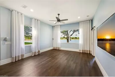 2257 Valencia Lakes Cir, Naples, FL 34120 - Photo 21