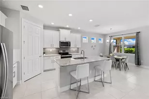 28016 Captiva Shell Loop, Bonita Springs, FL 34135 - Photo 7