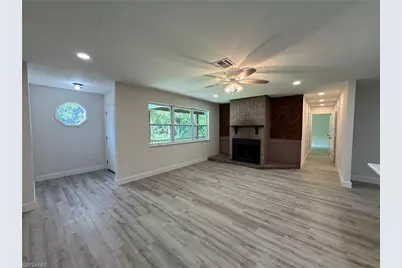 221 18th Ave NW, Naples, FL 34120 - Photo 7