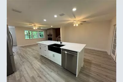 221 18th Ave NW, Naples, FL 34120 - Photo 5