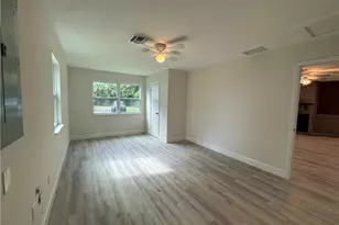 221 18th Ave NW, Naples, FL 34120 - Photo 11