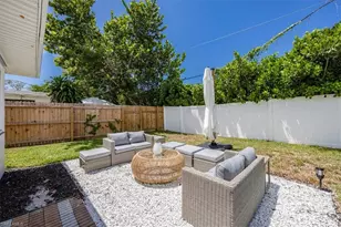 4523 Fluvia Ave, Naples, FL 34103 - Photo 17