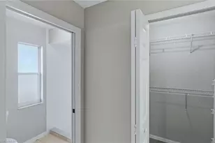 219 SW Trafalgar Parkway, Cape Coral, FL 33991 - Photo 25