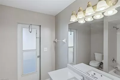 219 SW Trafalgar Pkwy, Cape Coral, FL 33991 - Photo 31