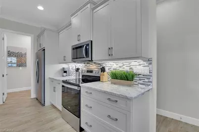 7110 Cayo Coco Ln, Naples, FL 34113 - Photo 11