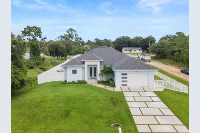 3110 47th St SW, Lehigh Acres, FL 33976 - Photo 3