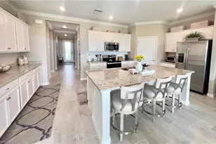 19824 Beechcrest Pl, Estero, FL 33928 - Photo 5