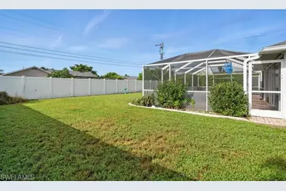 906 SE 17th St, Cape Coral, FL 33990 - Photo 39