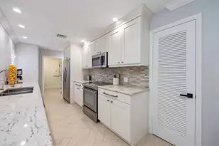 1236 13th Ave N, Naples, FL 34102 - Photo 9