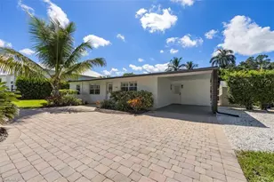 1236 13th Ave N, Naples, FL 34102 - Photo 3