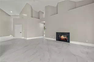 164 Colonade Cir, Naples, FL 34103 - Photo 5