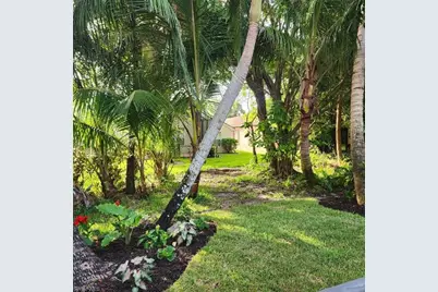 1350 Triandra Ln, Naples, FL 34119 - Photo 7