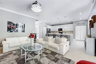 1350 Triandra Ln, Naples, FL 34119 - Photo 3